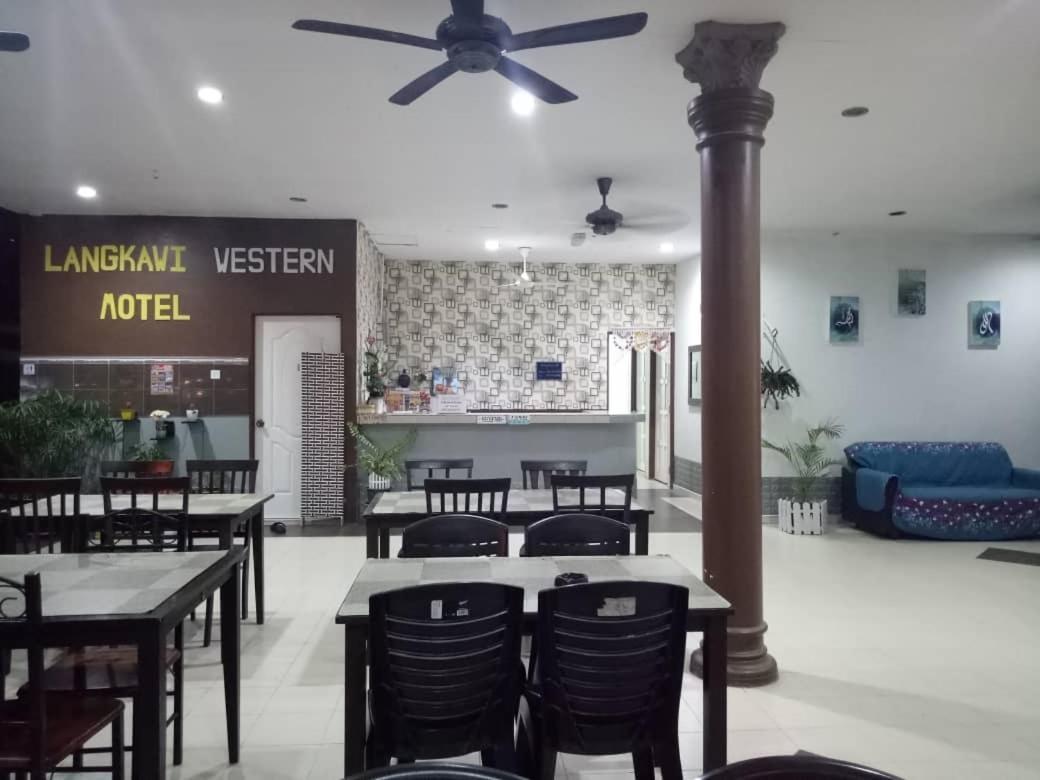 Langkawi Western Motel Pantai Cenang  Bagian luar foto